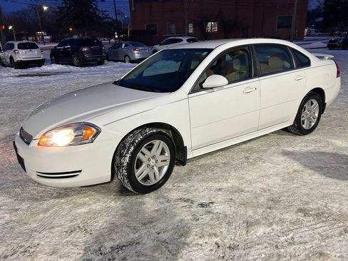 Used 2012 Chevrolet Impala LT FWD image 4