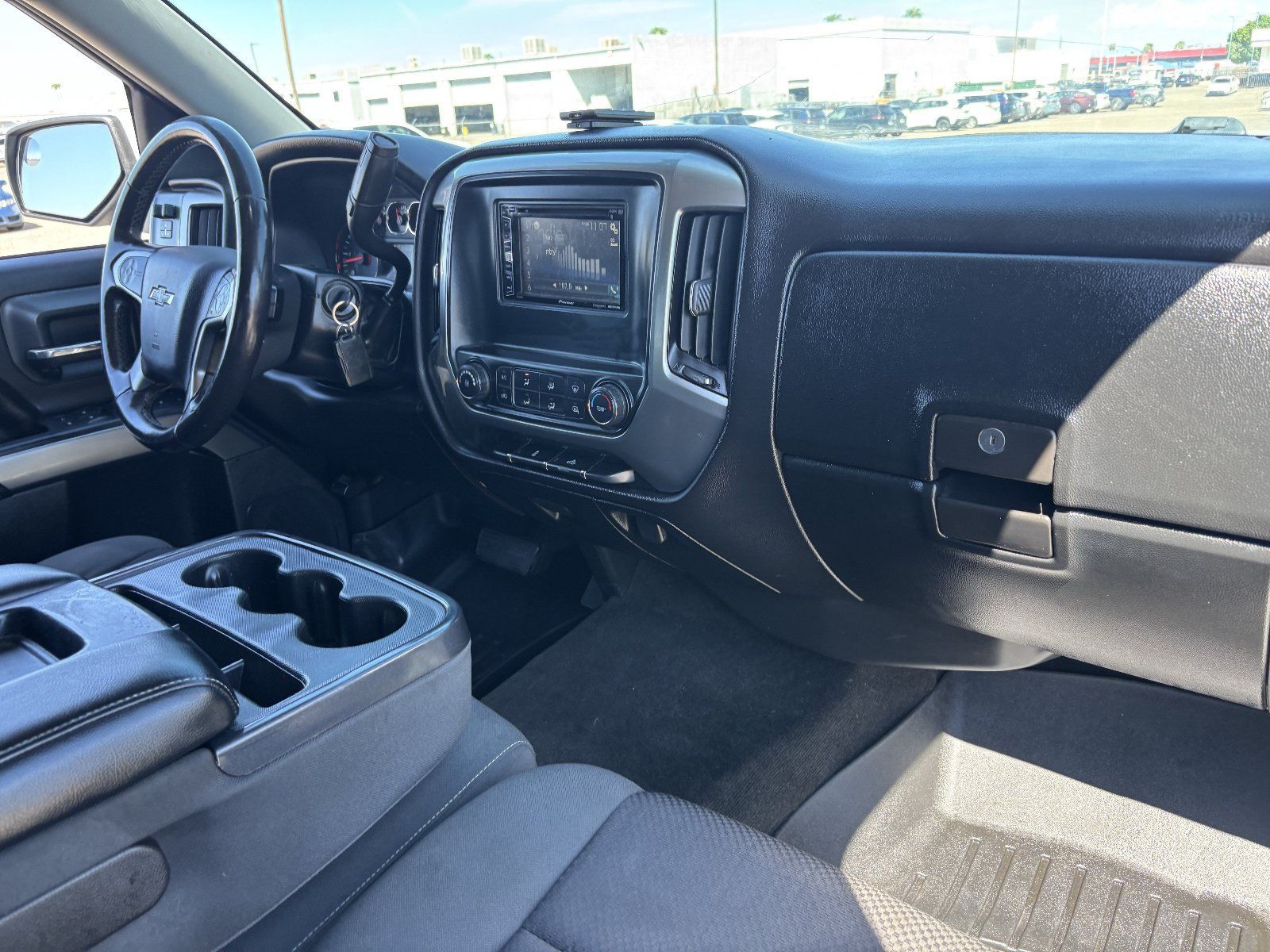 Used 2015 Chevrolet Silverado 1500 LT AWD/4WD image 13