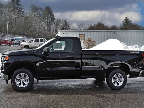 New 2026 Chevrolet Silverado 1500 W/T image 4