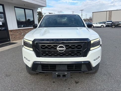 Used 2023 Nissan Frontier SV w/ Midnight Edition Package image 10