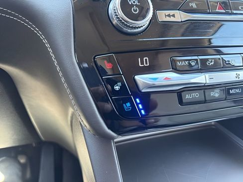 Used 2021 Ford Explorer Platinum w/ Equipment Group 601A image 24