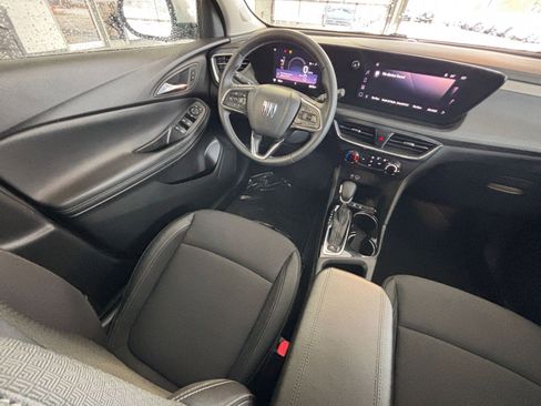 Used 2025 Buick Encore GX Preferred image 37