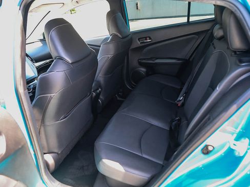 Used 2020 Toyota Prius Prime XLE w/ Carpet Mat Package FWD image 18