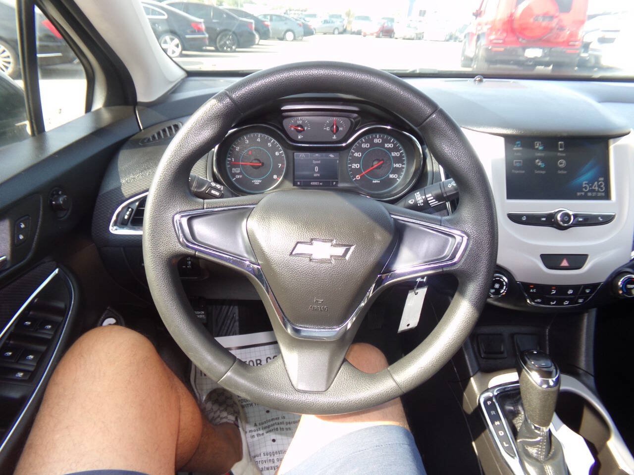 Used 2017 Chevrolet Cruze LS FWD image 42