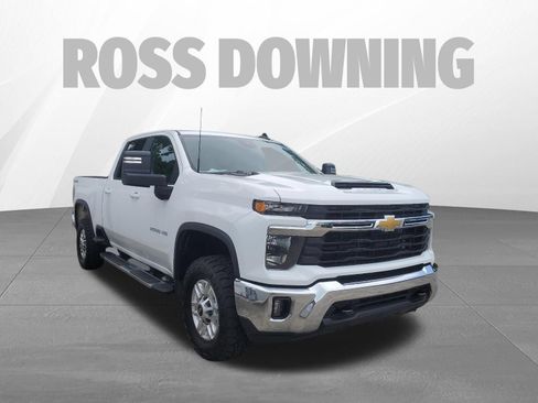 Certified 2025 Chevrolet Silverado 2500 LT w/ Convenience Package AWD/4WD image 3