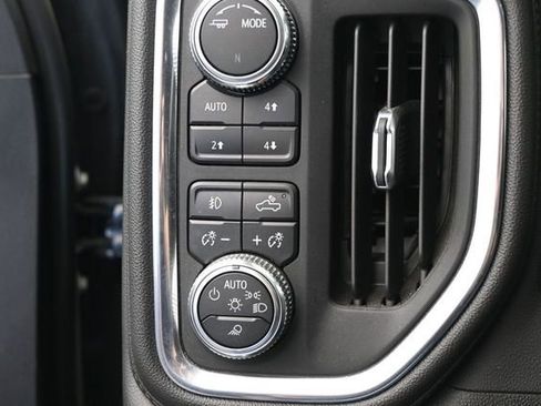 Used 2021 GMC Sierra 1500 Denali w/ Technology Package AWD/4WD image 34