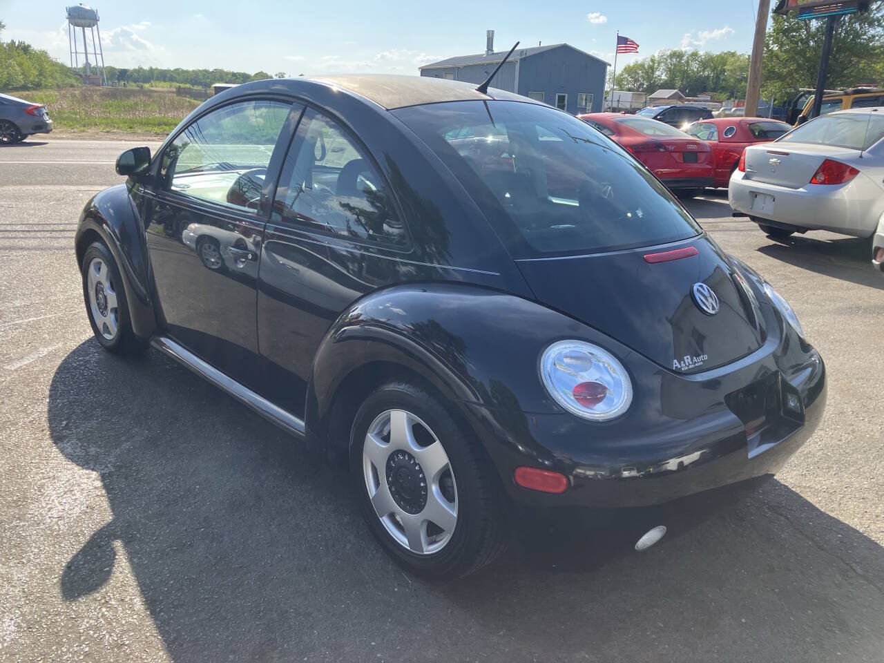Used 1998 Volkswagen Beetle Coupe FWD image 9