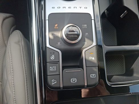 New 2026 Kia Sorento SX Prestige image 17