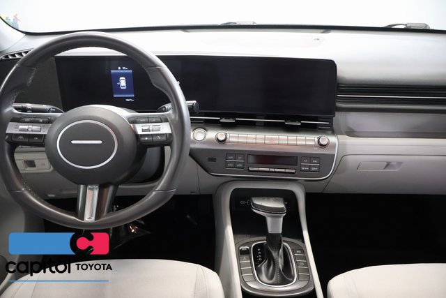 Used 2025 Hyundai Kona SEL AWD/4WD image 13