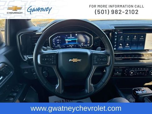 Used 2023 Chevrolet Silverado 1500 High Country w/ Technology Package image 17
