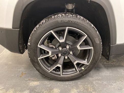 New 2026 Jeep Cherokee Overland image 32