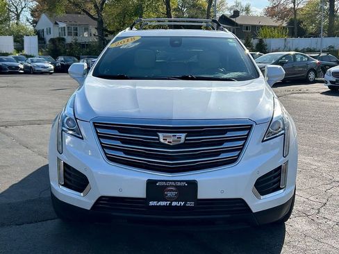 Used 2018 Cadillac XT5 Luxury w/ Driver Awareness Package AWD/4WD image 3