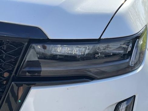 Used 2022 Cadillac Escalade Sport image 7