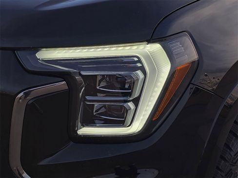 New 2026 GMC Terrain AT4 w/ LPO, Black Badging Package image 30