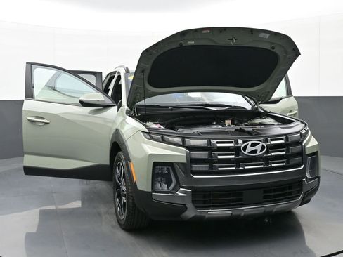 Certified 2025 Hyundai Santa Cruz Limited image 50