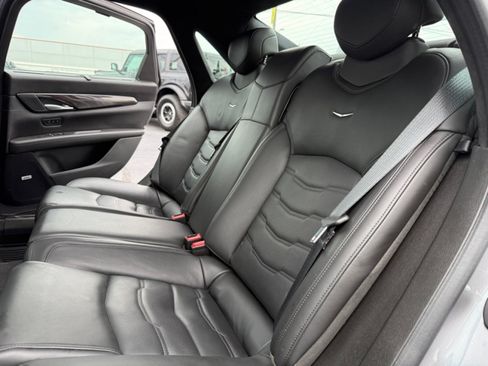 Used 2018 Cadillac CT6 Platinum AWD/4WD image 32