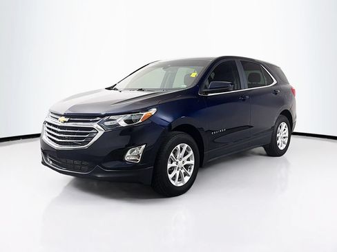 Used 2021 Chevrolet Equinox LT w/ Driver Convenience Package AWD/4WD image 3