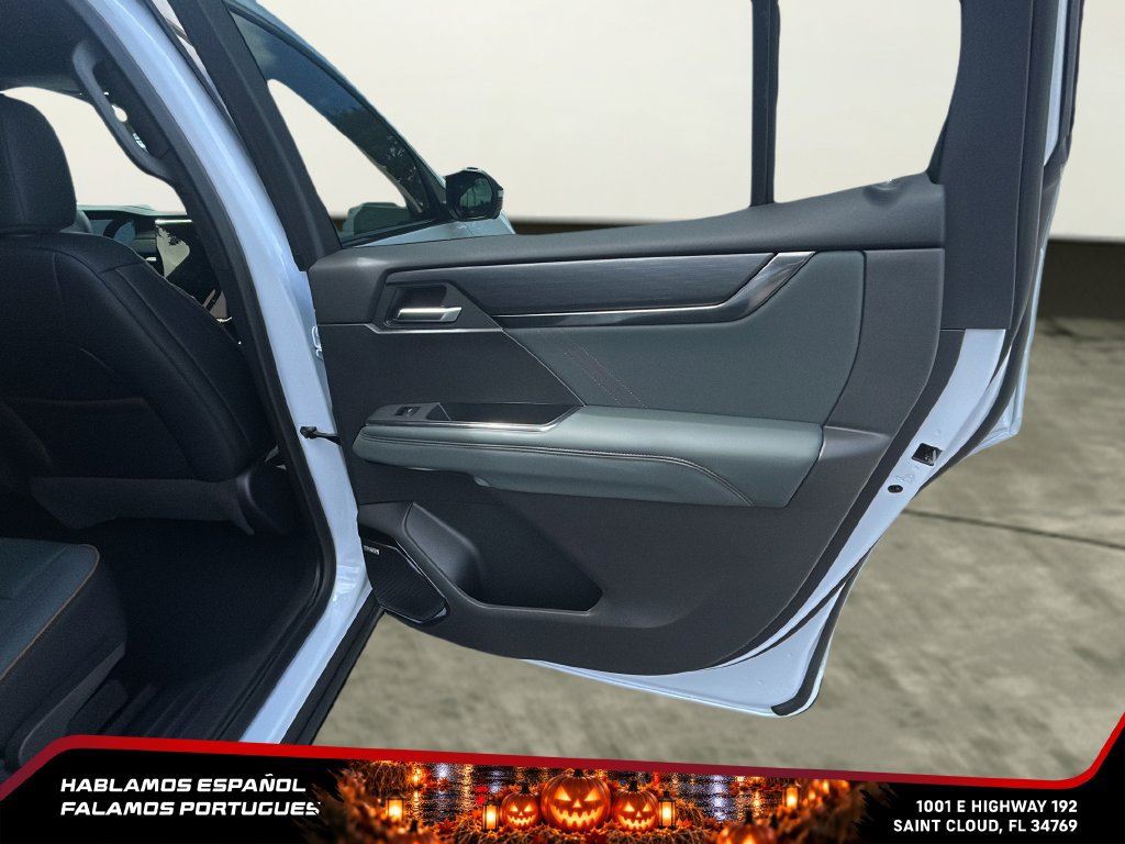 New 2026 GMC Acadia AT4 w/ Luxury Package AWD/4WD image 31