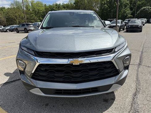 Certified 2025 Chevrolet Blazer LT AWD/4WD image 10