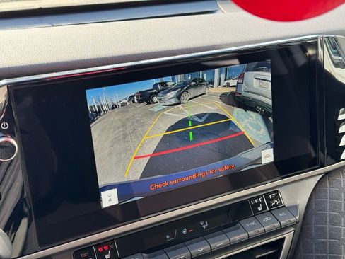 Used 2026 Toyota Camry XLE image 39