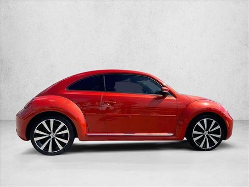 Used 2018 Volkswagen Beetle 2.0T S w/ Style & Comfort Package For S FWD image 5