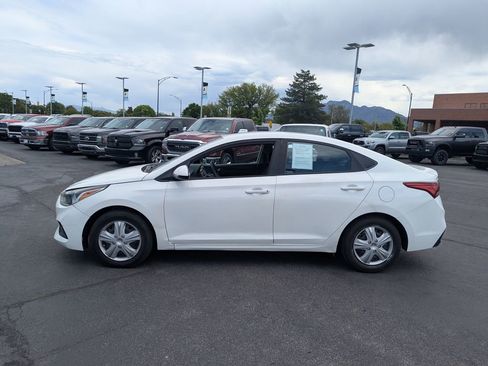 Used 2018 Hyundai Accent SE FWD image 8