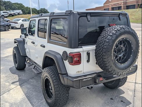 Used 2021 Jeep Wrangler Unlimited Sport AWD/4WD image 9