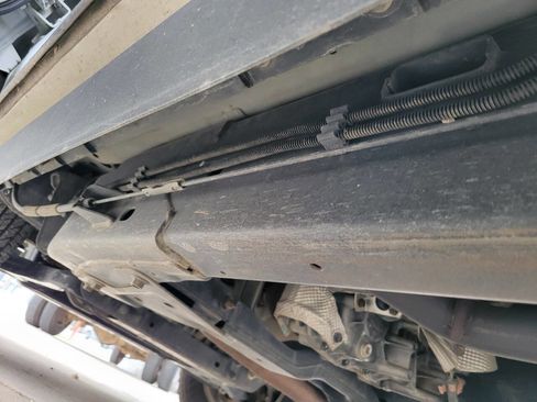 Used 2009 Ford Explorer XLT image 11