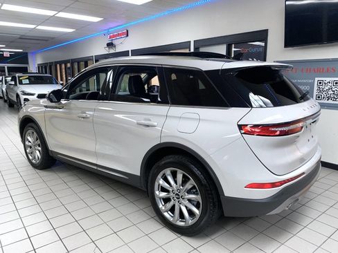 Used 2022 Lincoln Corsair Standard AWD 4dr SUV w/ Premium Package image 5