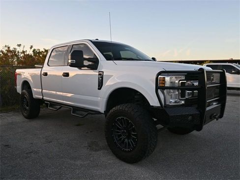 Used 2019 Ford F350 XLT w/ XLT Value Package image 20