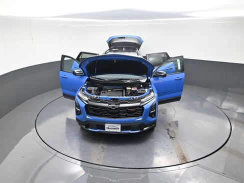 New 2026 Chevrolet Equinox RS w/ Safety and Technology Package AWD/4WD image 12