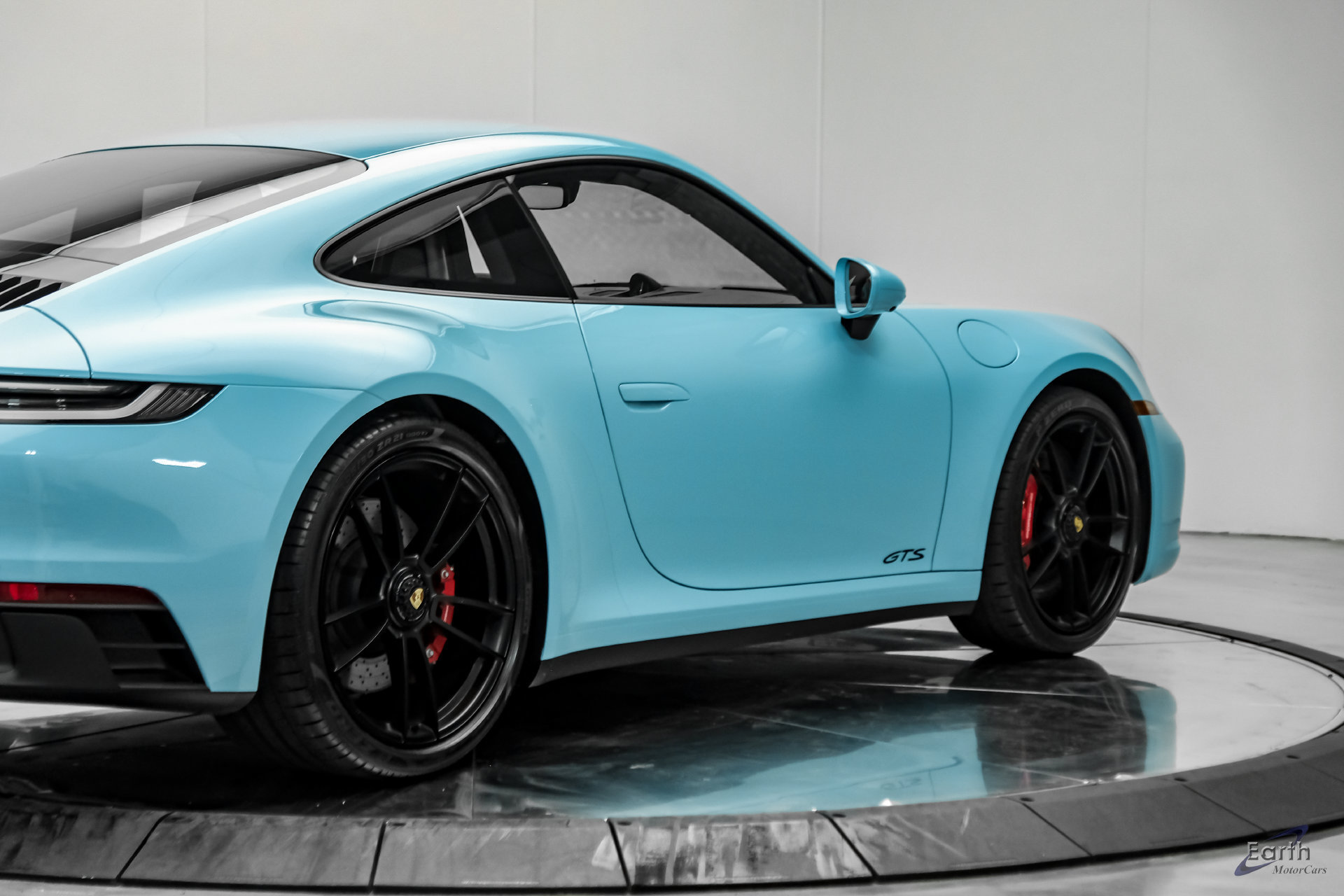 Used 2024 Porsche 911 Carrera GTS RWD image 19