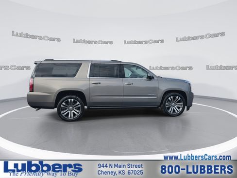 Used 2019 GMC Yukon XL Denali w/ Denali Ultimate Package image 9