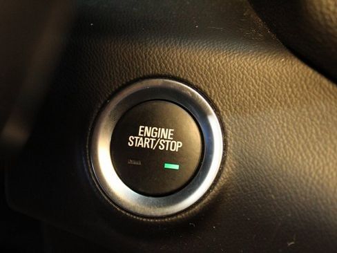 Used 2021 GMC Terrain SLE w/ Driver Convenience Package image 25