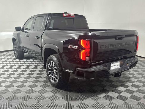 Used 2023 Chevrolet Colorado Z71 w/ Z71 Convenience Package 2 image 5