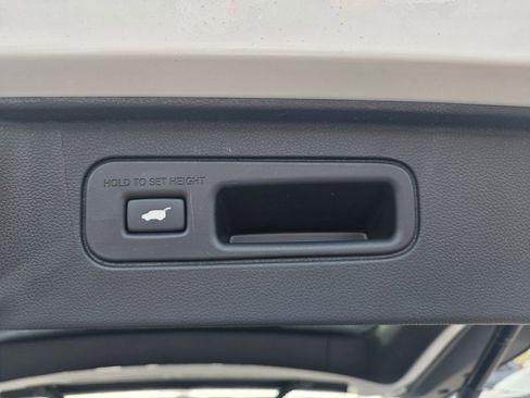 New 2026 Honda Pilot Touring image 15