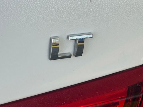 Used 2025 Chevrolet Malibu LT image 20