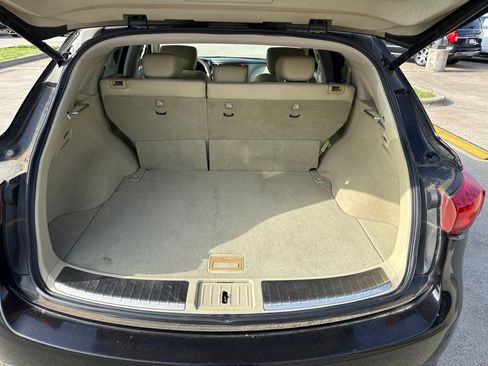 Used 2013 INFINITI FX37 AWD w/ Premium Pkg image 9