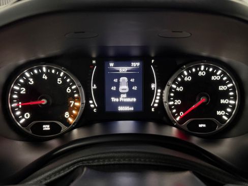 Used 2016 Jeep Renegade Sport w/ Power & Air Group FWD image 14