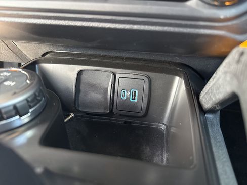Used 2024 Ford Bronco Badlands AWD/4WD image 23