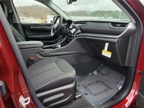 Used 2022 Jeep Grand Cherokee L Laredo w/ Luxury Tech Group I RWD image 25