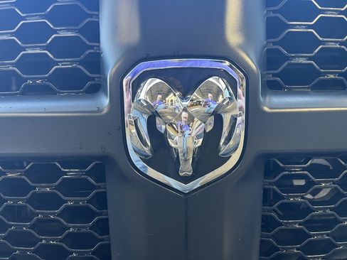 Used 2016 RAM 1500 Tradesman image 7