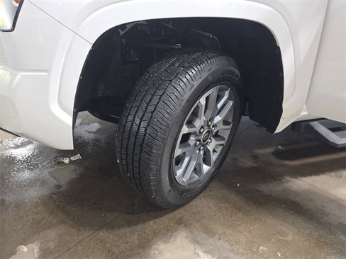 Used 2024 Toyota Tundra SR image 30