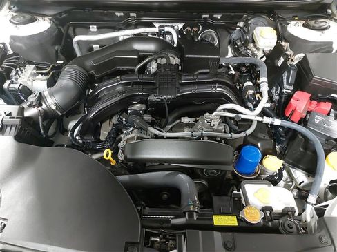 Used 2024 Subaru Outback Premium image 57