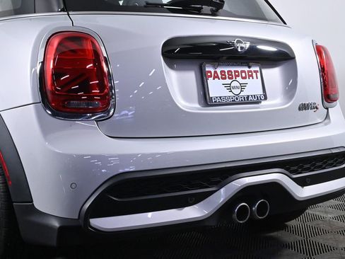 Certified 2022 MINI Cooper S w/ Premium Package image 8