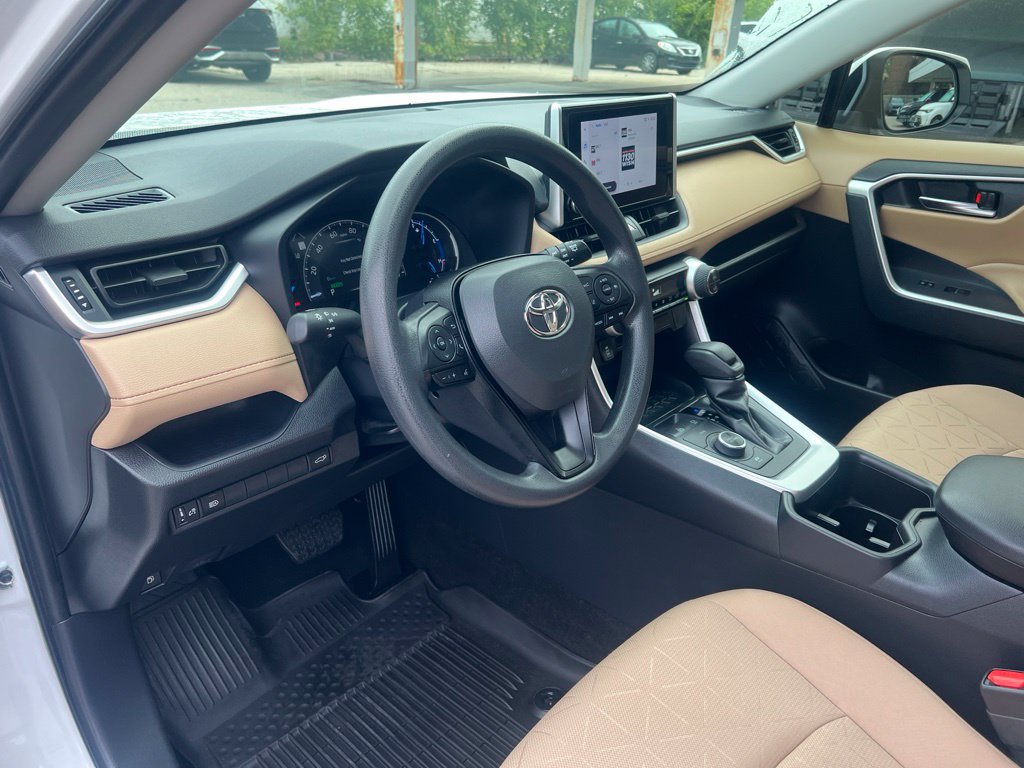 Used 2023 Toyota RAV4 XLE w/ Convenience Package AWD/4WD image 6