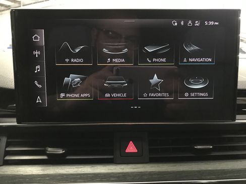 Used 2022 Audi A4 2.0T Premium Plus w/ Premium Plus Package image 20