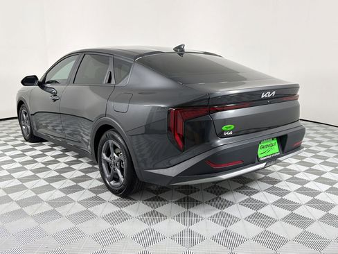 Used 2025 Kia K4 FWD image 3