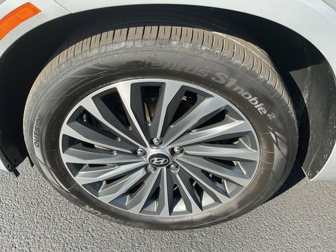 Certified 2024 Hyundai Palisade Calligraphy image 9