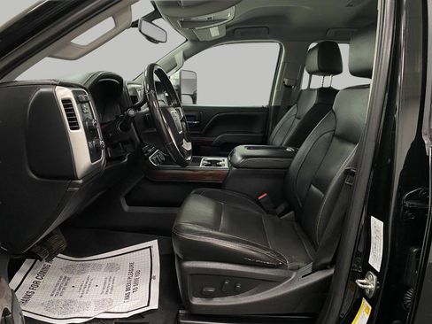 Used 2018 GMC Sierra 3500 SLT image 29